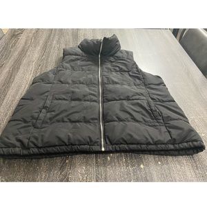 Old Navy Ladies Puffy Vest